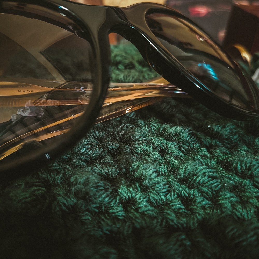 Burberry Classic Black Sunglasses - Picture 2 of 12